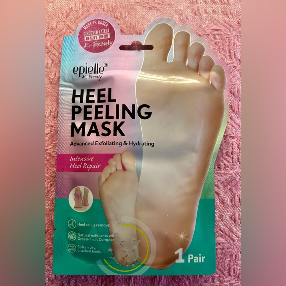 NEW Epielle K-Beauty Heel Peeling Mask